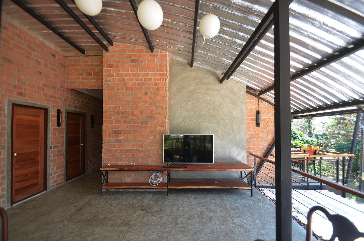 ホテルJoe'S Corner Kohmak マーク島 エクステリア 写真