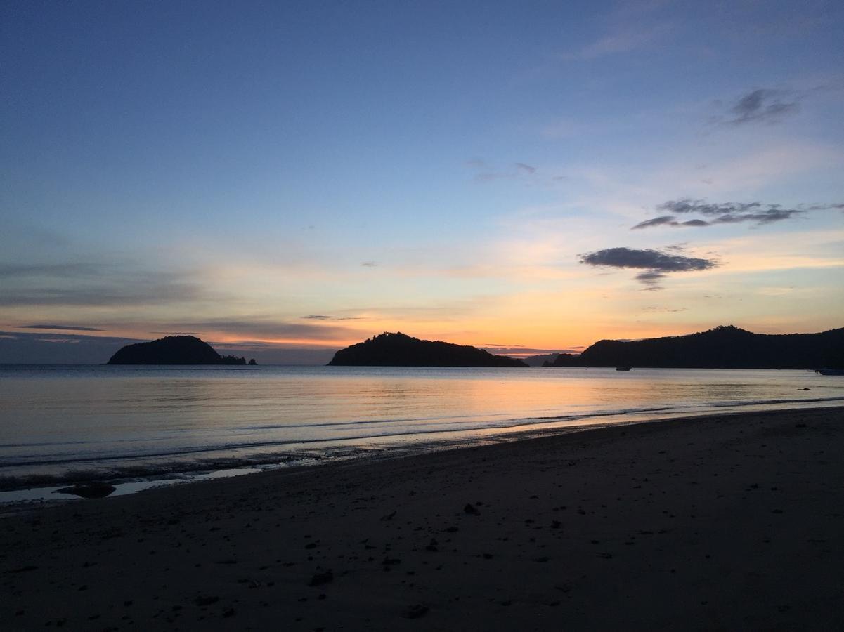 ホテルJoe'S Corner Kohmak マーク島 エクステリア 写真