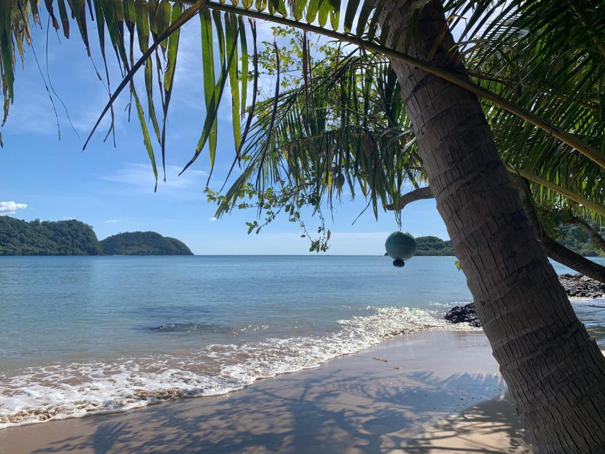 ホテルJoe'S Corner Kohmak マーク島 エクステリア 写真